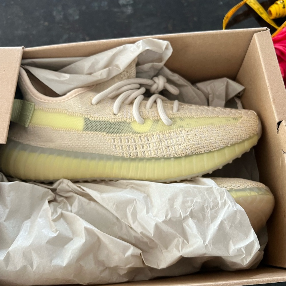Yeezy Shoes BOOST 350 V2 Flax Sneaker